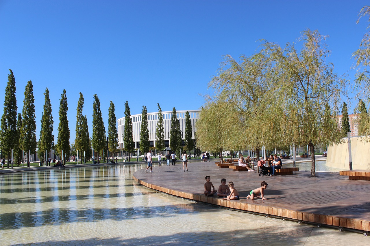 看来是有想法的！米兰夏窗预算在1亿欧元左右，会对阵容进行升级.